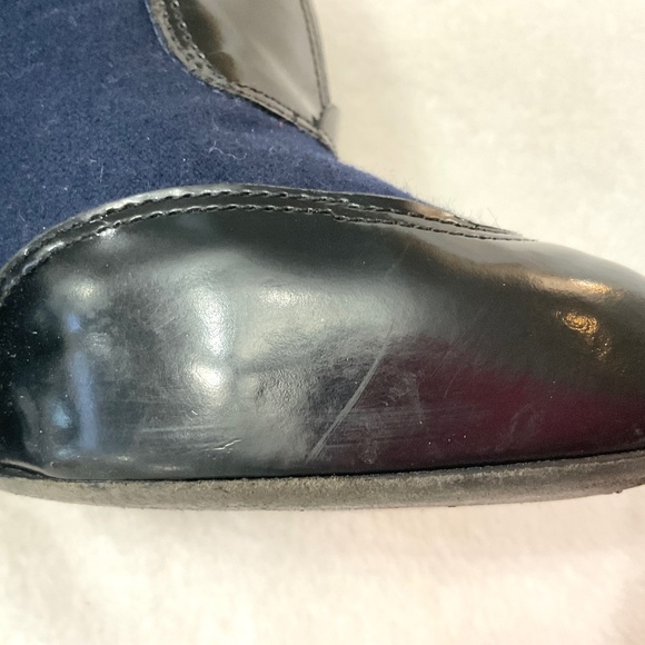 Black/Blue Leather Pull On Tory Burch Leighton Chunky Block Heel Booties Sz 7.5M - Picture 15 of 16